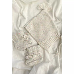 Bundl Booties & Bonnet Vanilla Speckles