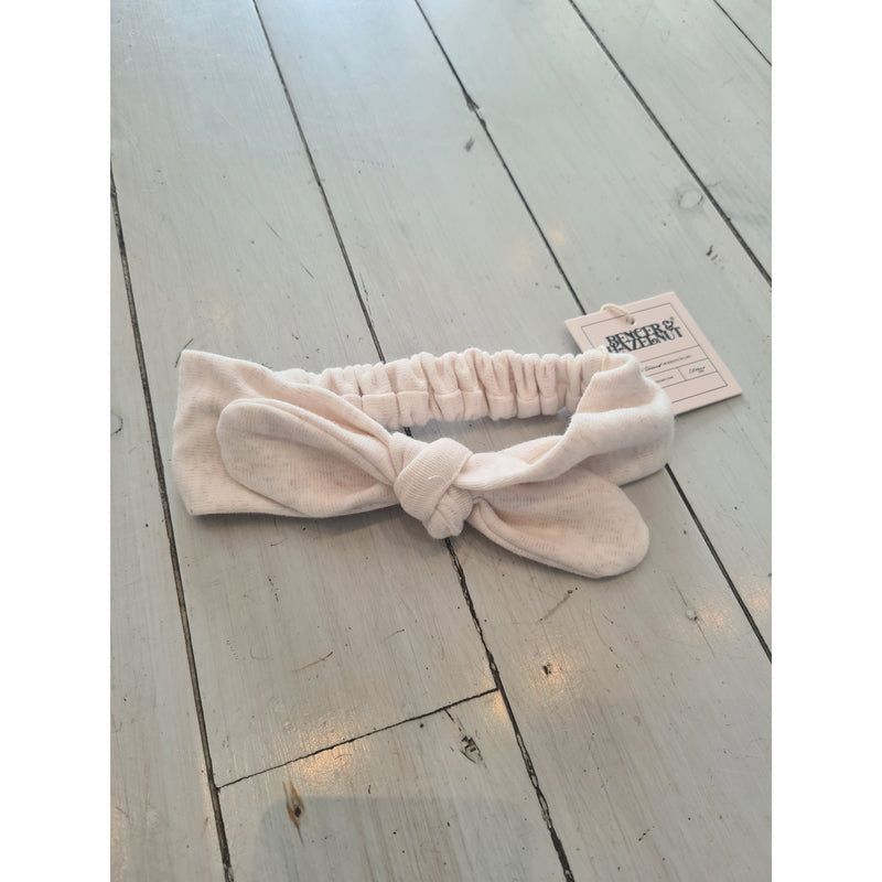 Bencer & Hazelnut Hair Bow Oatmeal
