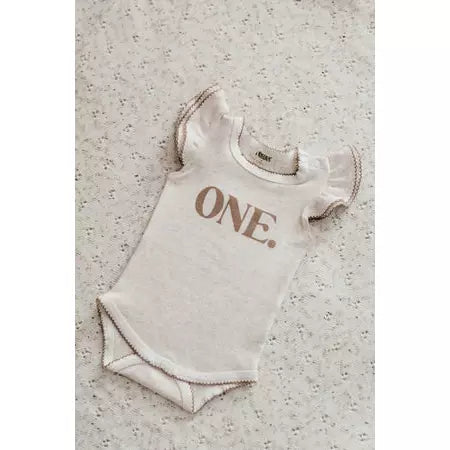 Bencer & Hazelnut ONE Bodysuit Frilly